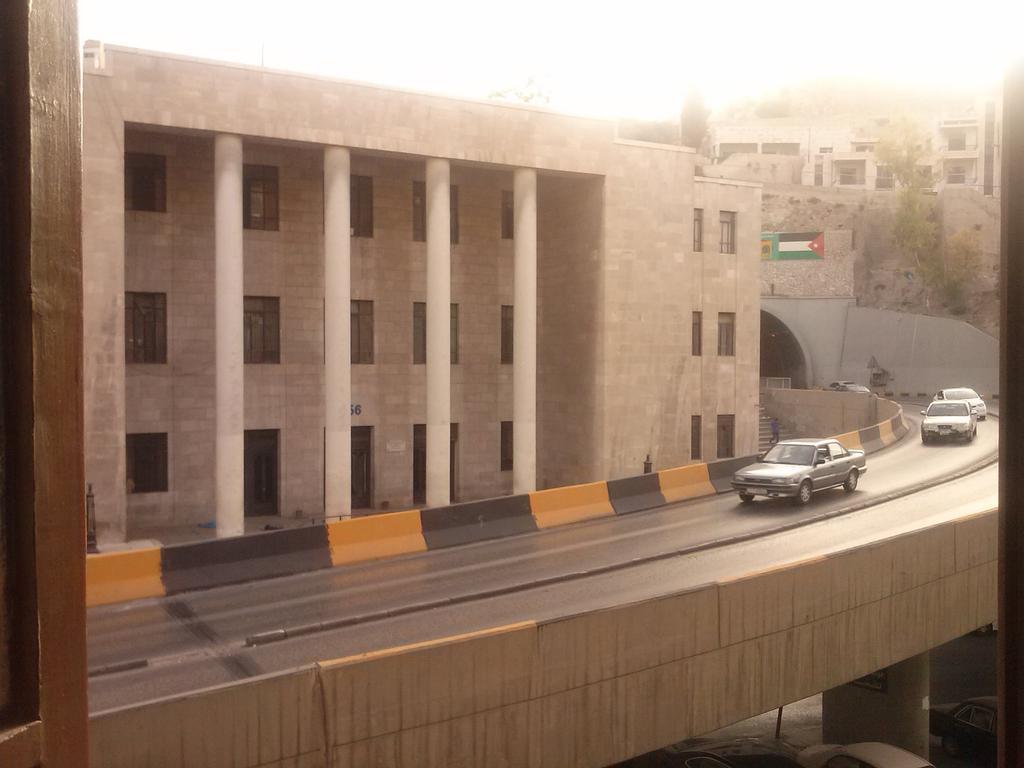 Nobel Hotel Amman Bagian luar foto